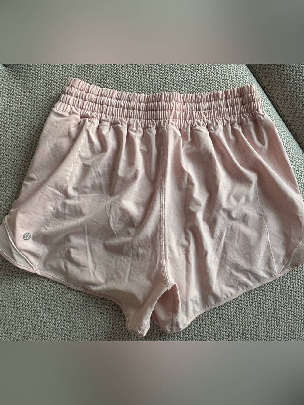 lululemon athletica Hotty Hot High-Rise Lined Short 4" flush pink 10